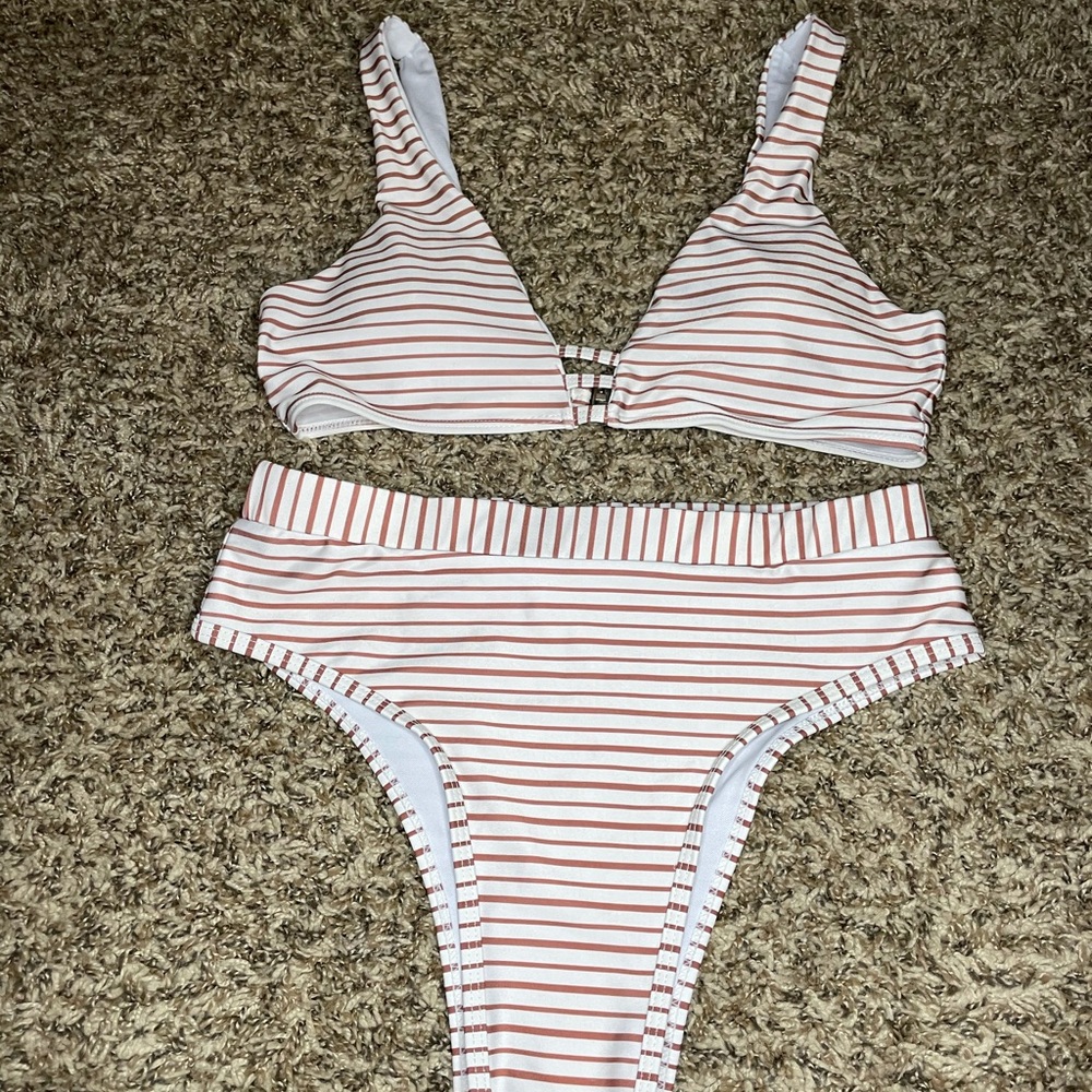 High waist two-piece bikini